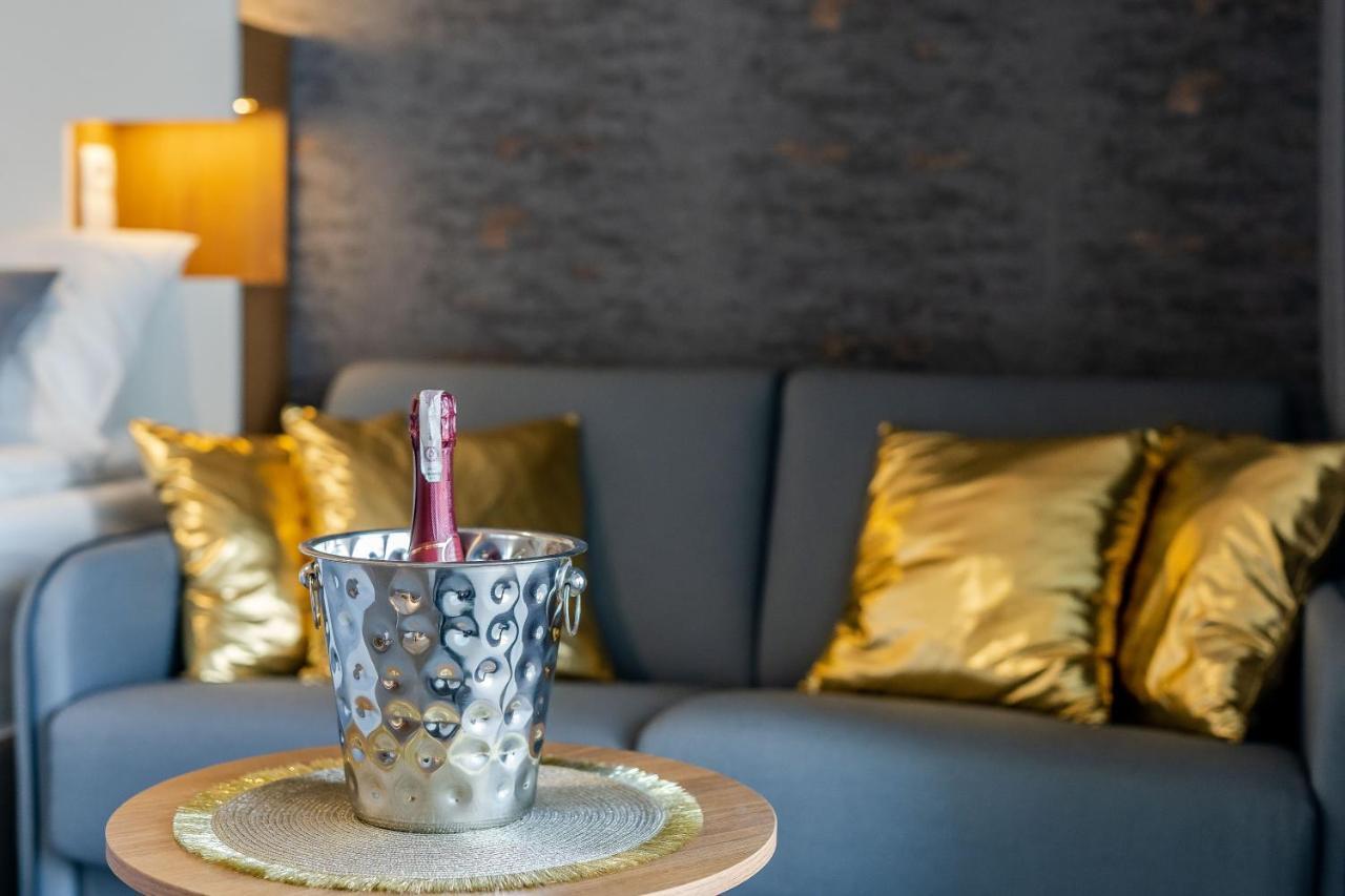 Apartamenty Almar Seaside Park Private Kołobrzeg Esterno foto